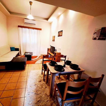 Апартаменти House With Yard Subway 5Min Walk Афіни Екстер'єр фото