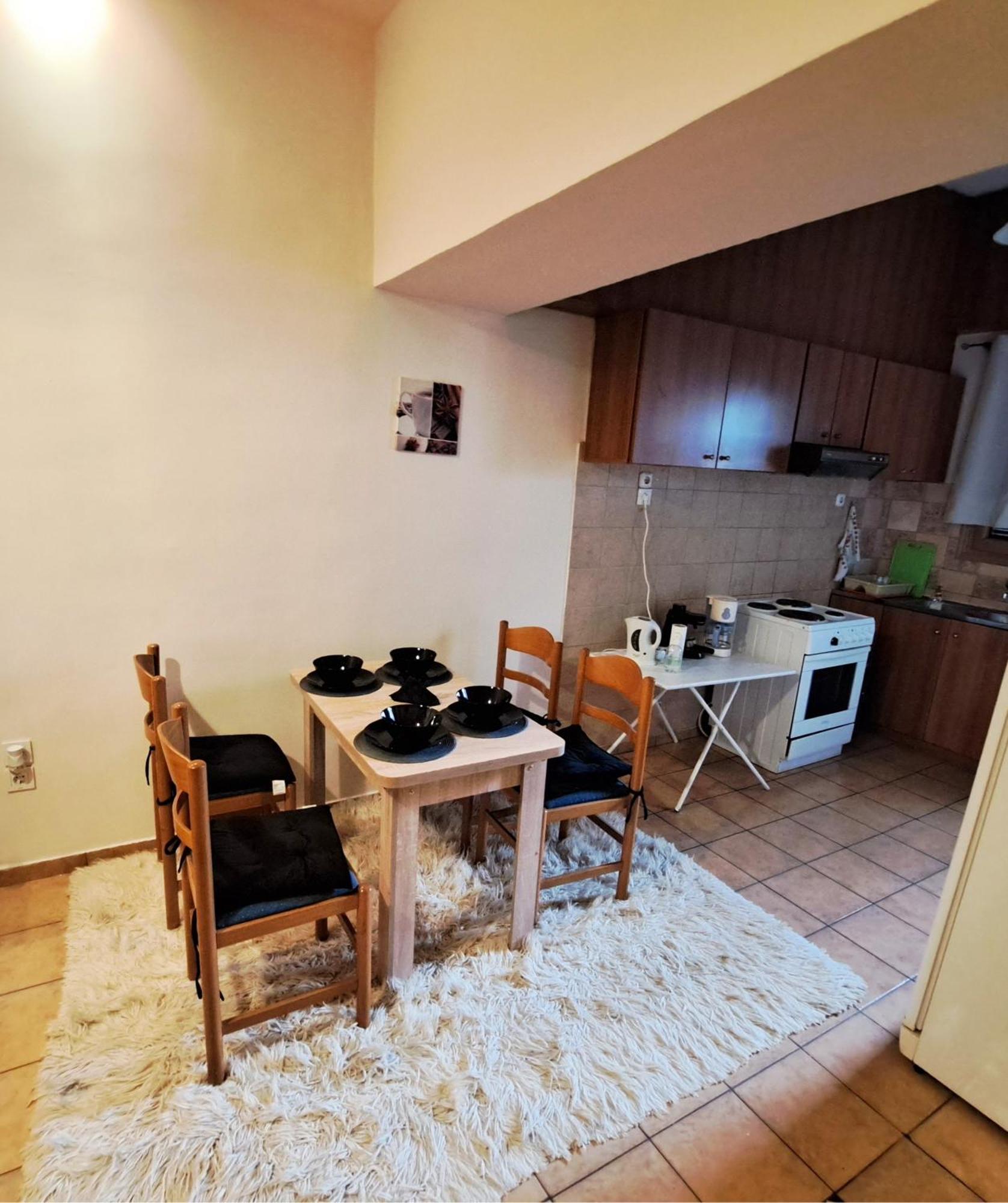 Апартаменти House With Yard Subway 5Min Walk Афіни Екстер'єр фото